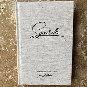 Spark: The One-Sentence Journal for Daily Reflection & Mindful Writing